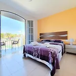 Spacious Sunny Terrace Duplex House 2 Bedrooms