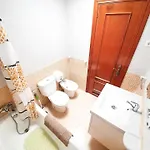 아파트 Spacious Sunny Terrace Duplex House 2 Bedrooms 칼레타데푸스테