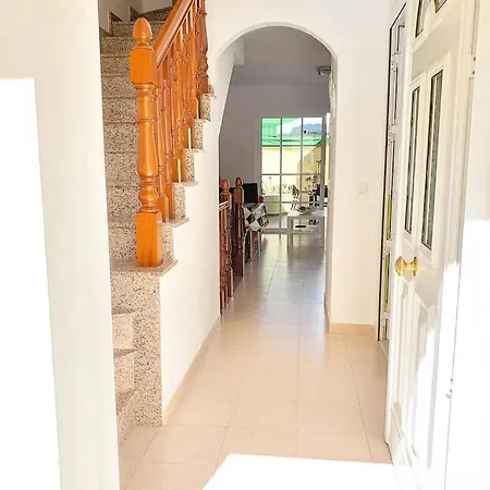 Sunny Terrace Duplex 2 Bedrooms Apartment *