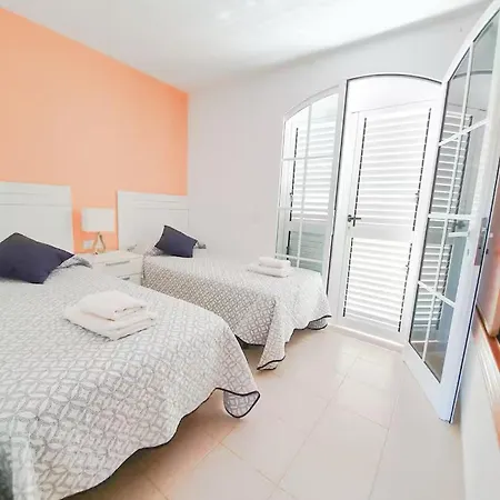 Spacious Sunny Terrace Duplex House 2 Bedrooms Caleta De Fuste