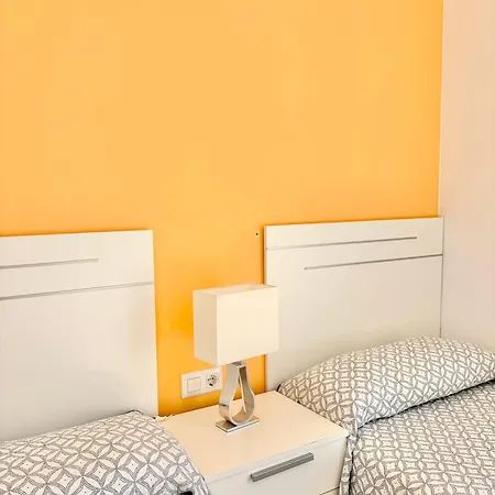 Sunny Terrace Duplex 2 Bedrooms *